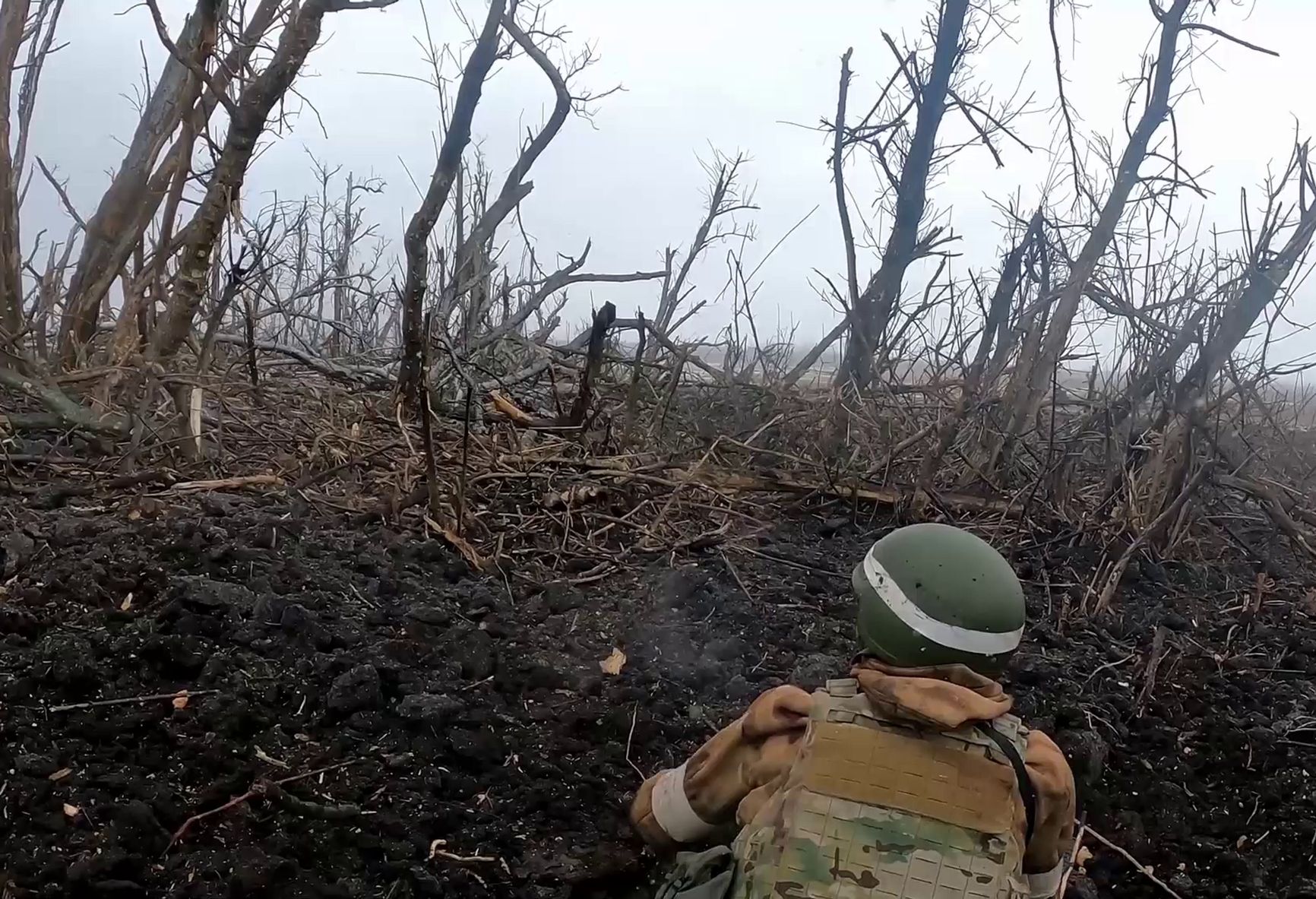 Russian soldier near Novomykhailivka.